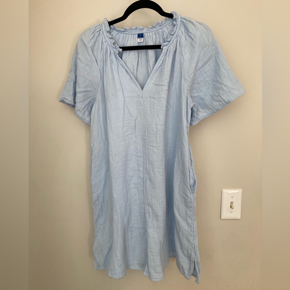 3/$15 Old Navy Light Blue Ruffled Top